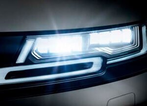 イヴォーク オート・ハイ・ビーム・アシスト (AHBA)